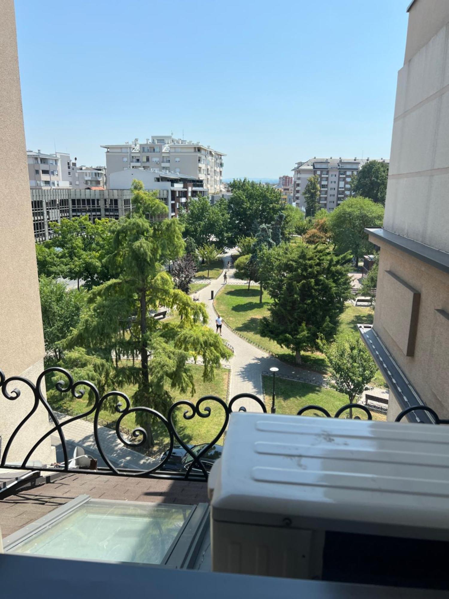 Alo Alo Apartman 6 Крушевац Екстериор снимка